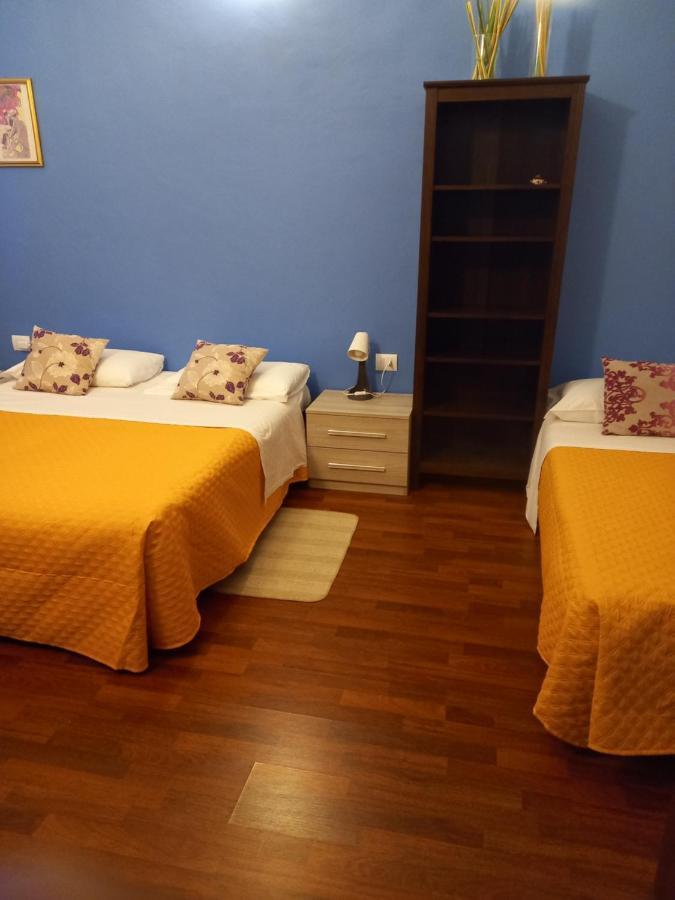 Arena Suite All Comforts - With Free Parking Garage Per Qualified Rate - Con Parcheggio Incluso Per Le Tariffe Qualificanti - Metro Verde Greenline Moscova Милан Экстерьер фото