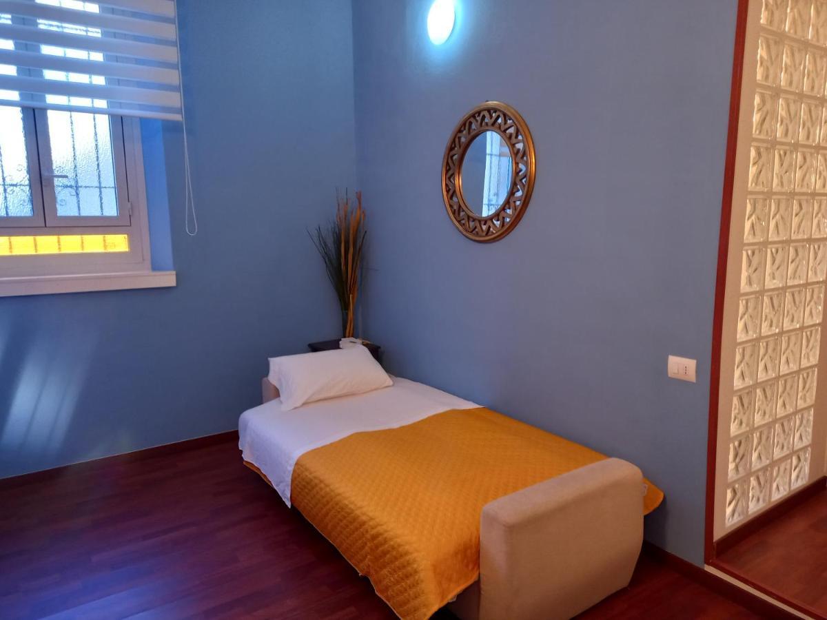 Arena Suite All Comforts - With Free Parking Garage Per Qualified Rate - Con Parcheggio Incluso Per Le Tariffe Qualificanti - Metro Verde Greenline Moscova Милан Экстерьер фото